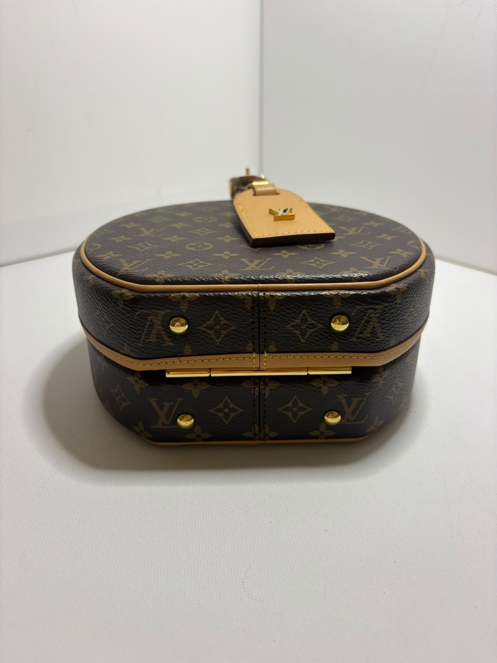 Louis Vuitton Brown Monogram Round Luggage Tag Bag - Picture 4 of 8